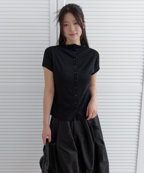 UNE MANSION(ユヌマンション)の「【UNE ORIGINAL】ハーフハイネック3分丈カーディガン(Tシャツ/カットソー・レディース・ブラック/チャコールグレー/ベージュ・SMALL/MEDIUM)」の21枚目の写真