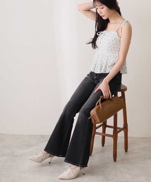 DEMETER(デメテル)の「ポインテッドトゥ レースアップ バックストラップ パンプス(パンプス・レディース・ブラック/ホワイト・LL/L/M/S)」の9枚目の写真