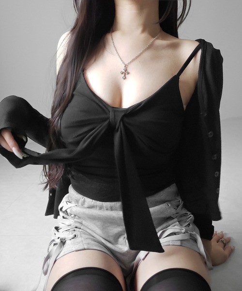 me+em select(ミームセレクト)の「【 2点セット 】リボンカットソーキャミソール + カーディガンセット /ribbon cutsew camisole + cardigan SET(アンサンブル・レディース・ブラック/ホワイト/グレー・FREE)」の15枚目の写真