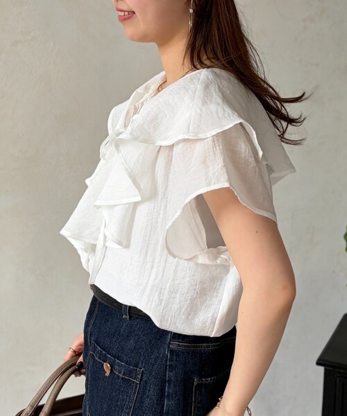 Chez toi(シェトワ)の「ラッフルブラウス(シャツ/ブラウス・レディース・ブラック系その他/オフホワイト/ブラック・FREE)」の6枚目の写真