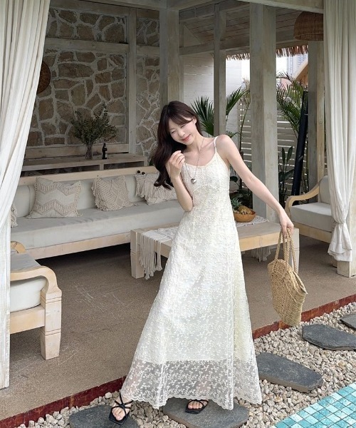 Ritzy(リッツィー)の「レースデザインキャミソールワンピース(ワンピース・レディース・ホワイト・S/M/L/XL)」の9枚目の写真