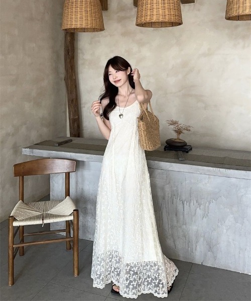 Ritzy(リッツィー)の「レースデザインキャミソールワンピース(ワンピース・レディース・ホワイト・S/M/L/XL)」の12枚目の写真