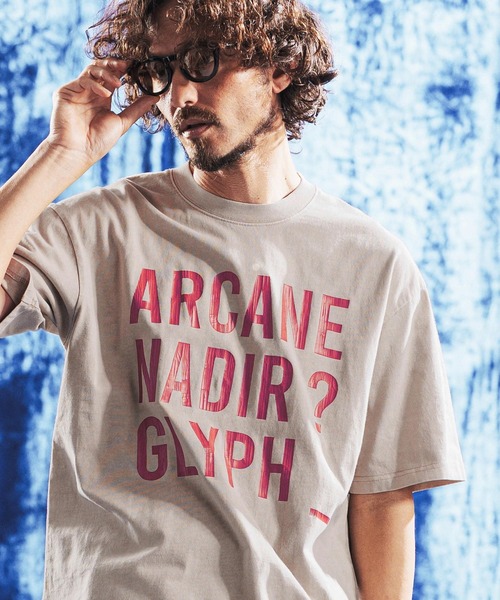 ANGENEHM(アンゲネーム)の「mt10439- Vintage Pigment Logo Printed T-shirt プリントTシャツ(AG06-011scg)(Tシャツ/カットソー・メンズ・ブラック/グリーン/レッド系その他/キナリ・L/M/S)」の5枚目の写真