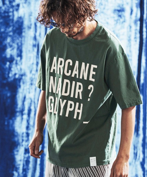 ANGENEHM(アンゲネーム)の「mt10439- Vintage Pigment Logo Printed T-shirt プリントTシャツ(AG06-011scg)(Tシャツ/カットソー・メンズ・ブラック/グリーン/レッド系その他/キナリ・L/M/S)」の10枚目の写真