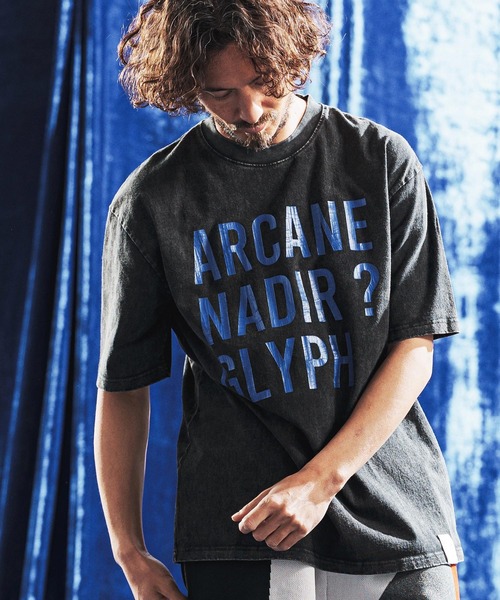 ANGENEHM(アンゲネーム)の「mt10439- Vintage Pigment Logo Printed T-shirt プリントTシャツ(AG06-011scg)(Tシャツ/カットソー・メンズ・ブラック/グリーン/レッド系その他/キナリ・L/M/S)」の15枚目の写真
