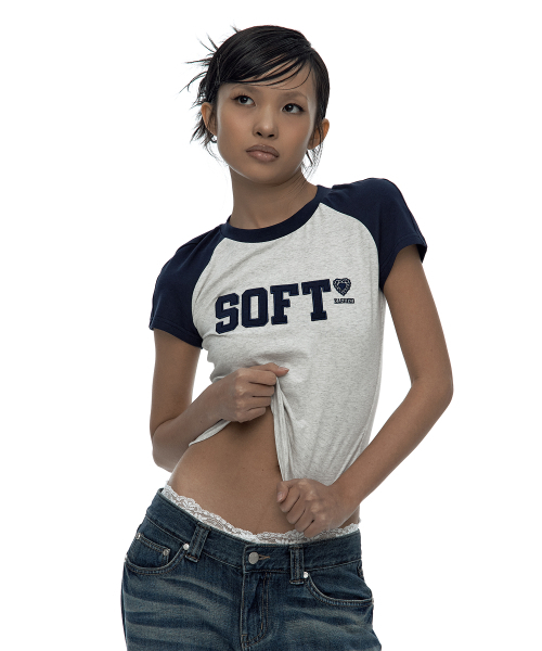 KASHIKO(カシコ)の「SOFT Raglan Tee Navy(Tシャツ/カットソー・レディース・その他・MEDIUM/SMALL)」の1枚目の写真