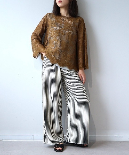 leswel（レスウェル）の「【M/L】メッシュレースプルオーバー（シャツ/ブラウス・レディース・ブラウン/ブラック/クリーム・M/L）」の11枚目の写真
