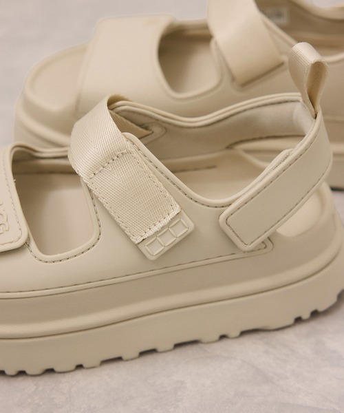 UGG(アグ)の「【UGG(アグ)】W GOLDENGLOW(サンダル・レディース・ブラック/ベージュ・24/23/25)」の15枚目の写真