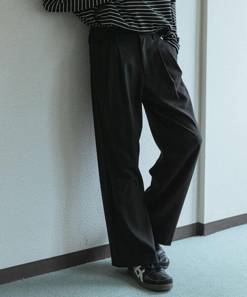 SENSE OF PLACE by URBAN RESEARCH(センスオブプレイスバイアーバンリサーチ)の「『速乾』ドライタッチ2タックワイドパンツ(その他パンツ・メンズ・ネイビー/ライトベージュ/ブラック/チャコールグレー・SMALL/LARGE/MEDIUM)」の13枚目の写真