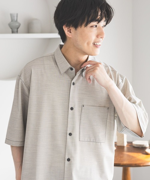 GLOBAL WORK（グローバルワーク）の「URBANシャツAIR/5分袖/638140（シャツ/ブラウス・メンズ・ライトグレー/ブルー/モカ/ホワイト系8/チャコールグレー/ブラック系その他/グレイッシュベージュ/ブラック系9・L/XL/M/S）」の2枚目の写真