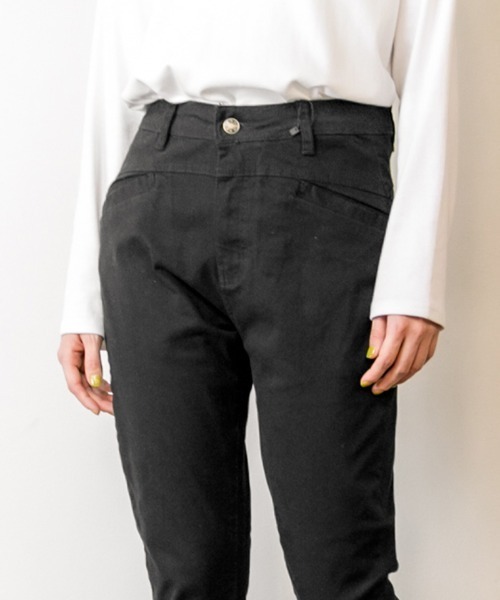 RCD(アールシーディー)の「ゆるツイルサルエルカラーパンツ(その他パンツ・レディース・カーキ/ベージュ/ブラック・LL/L/M)」の19枚目の写真