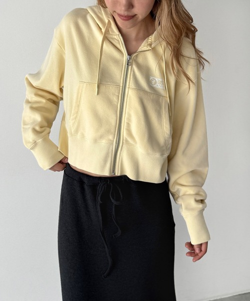 CANAL JEAN(キャナルジーン)の「DISCUS ATHLETIC ショートフルジップフーディー(パーカー・レディース・オートミール/イエロー・ONE SIZE)」の12枚目の写真