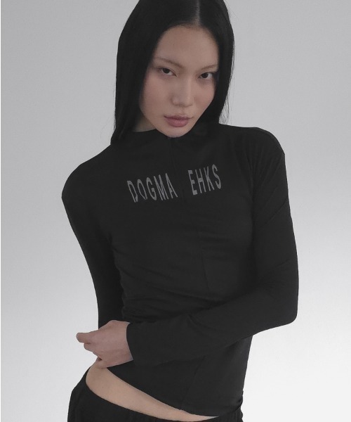 L.H.P(エルエイチピー)の「DOGMA EHKS/ドグマエークス/HALF ZIP TOP(Tシャツ/カットソー・レディース・ブラック・F)」の1枚目の写真