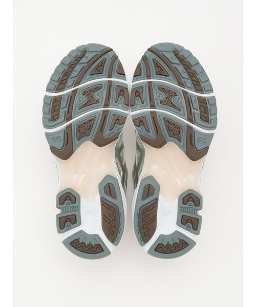 emmi(エミ)の「【ASICS】GEL-NIMBUS 10.1(スニーカー・レディース・クリーム・23/23.5/24/24.5/25)」の7枚目の写真