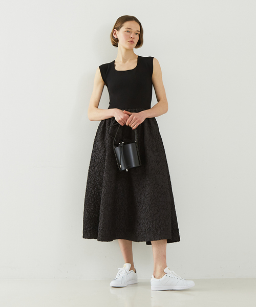 DESIGNWORKS(デザインワークス)の「フクレジャガードニットコンビワンピース(ワンピース・レディース・カーキ/ブラック・38)」の4枚目の写真