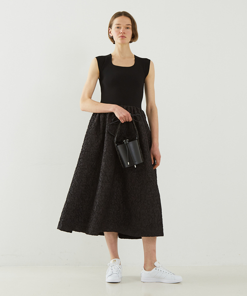 DESIGNWORKS(デザインワークス)の「フクレジャガードニットコンビワンピース(ワンピース・レディース・カーキ/ブラック・38)」の6枚目の写真