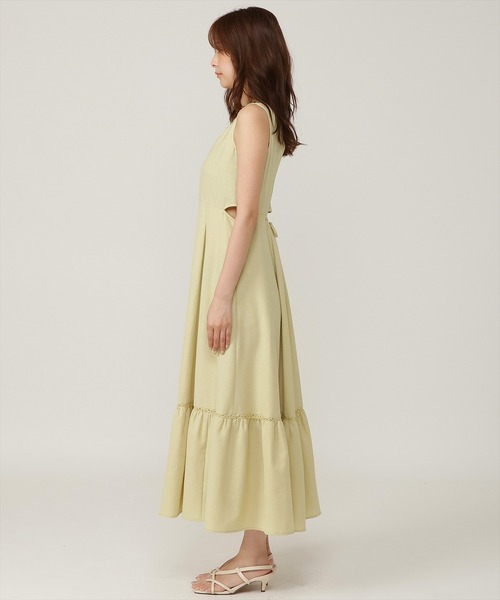 AND COUTURE（アンドクチュール）の「バックオープンデザインノースリーブフレアワンピース（ワンピース・レディース・ダークブラウン/ブラック/ベージュ・FREE）」の16枚目の写真
