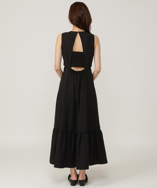 AND COUTURE（アンドクチュール）の「バックオープンデザインノースリーブフレアワンピース（ワンピース・レディース・ダークブラウン/ブラック/ベージュ・FREE）」の5枚目の写真