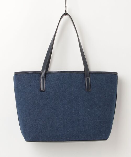 Guess(ゲス)の「KEIRA Tote トートバッグ デニムバッグ(トートバッグ・レディース・インディゴブルー・ONE SIZE)」の11枚目の写真