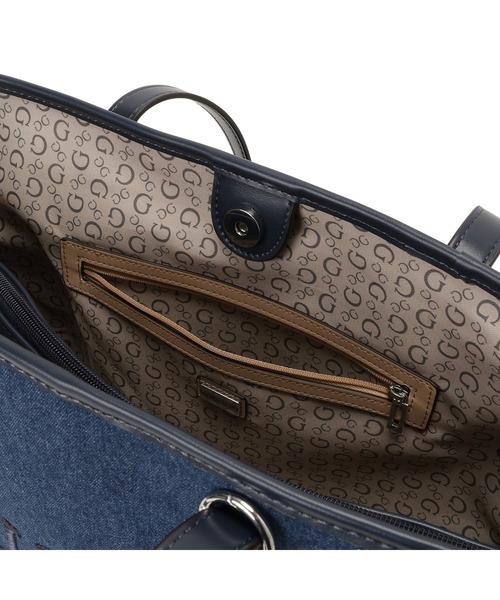 Guess(ゲス)の「KEIRA Tote トートバッグ デニムバッグ(トートバッグ・レディース・インディゴブルー・ONE SIZE)」の9枚目の写真