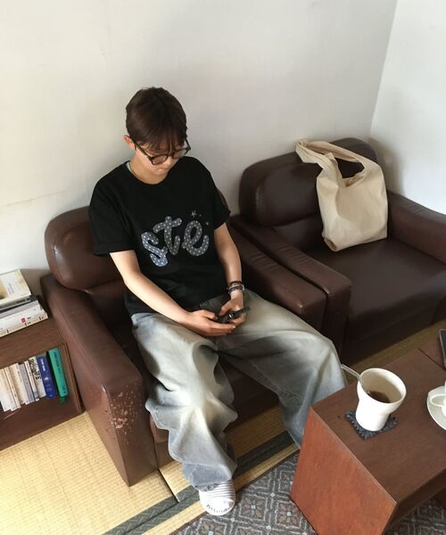 S'EST(エスイーエスティー)の「Ste Star T-shirts Black(Tシャツ/カットソー・メンズ・ブラック・SMALL/MEDIUM/LARGE)」の4枚目の写真