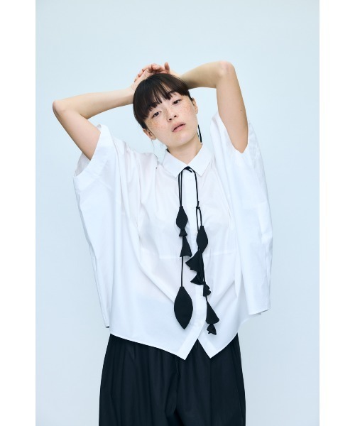 ENFOLD(エンフォルド)の「DRAPE HEXAGON SKIRTD(Tシャツ/カットソー・レディース・ブラック/ホワイト/ライトグリーン・38)」の4枚目の写真