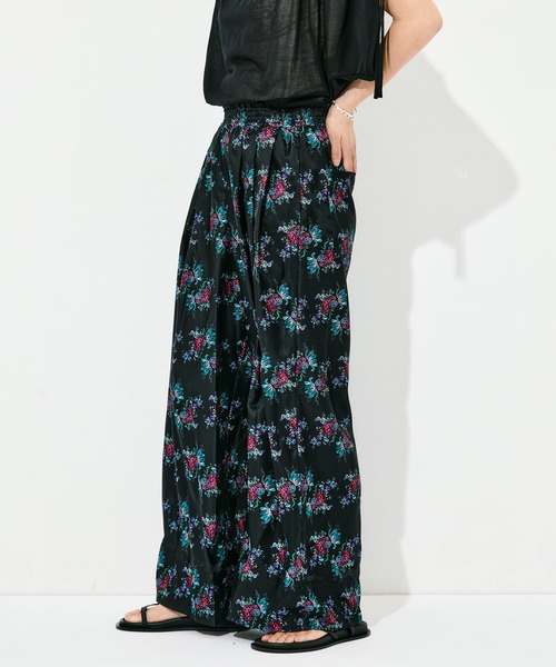 FUMIE TANAKA（フミエタナカ）の「[FUMIE=TANAKA/フミエタナカ]flower satin PA（その他パンツ・レディース・ホワイト/ブラック・36）」の8枚目の写真