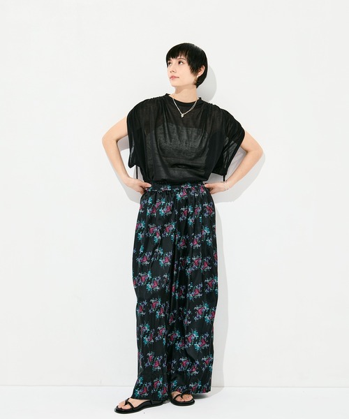 FUMIE TANAKA（フミエタナカ）の「[FUMIE=TANAKA/フミエタナカ]flower satin PA（その他パンツ・レディース・ホワイト/ブラック・36）」の18枚目の写真