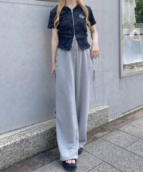 INGNI（イング）の「ムラ染めダブルジップフード付きリブトップス（Tシャツ/カットソー・レディース・ブラック/オフホワイト/ブラウン・M）」の20枚目の写真