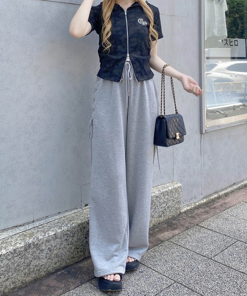 INGNI（イング）の「ムラ染めダブルジップフード付きリブトップス（Tシャツ/カットソー・レディース・ブラック/オフホワイト/ブラウン・M）」の21枚目の写真