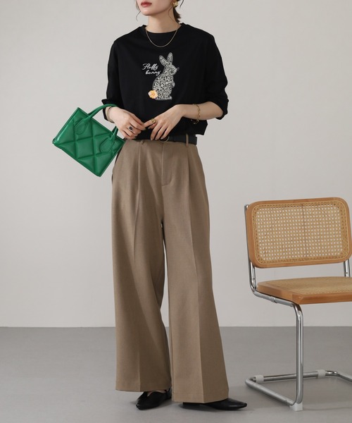 BRODIAEA(ブローディア)の「BRODIAEA ラビットモチーフプリント7分袖Tシャツ(Tシャツ/カットソー・レディース・ダークグリーン/ブラック/オフホワイト・40)」の16枚目の写真