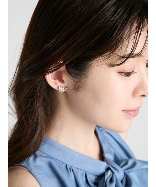 CELFORD（セルフォード）の「ミラーボールキャッチウェービーリボンピアス（ピアス（両耳用）・レディース・シルバー/ゴールド・F）」の6枚目の写真