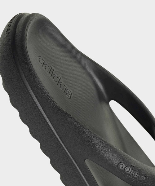 adidas(アディダス)の「アディレッタ Lumia サンダル / Adilette Lumia Slides / アディダス adidas(サンダル・メンズ・ブラック・25.5cm/26.5cm/23.5cm/24.5cm/22.5cm/27.5cm/28.5cm)」の11枚目の写真