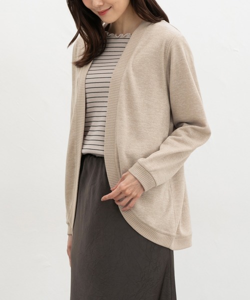 Honeys(ハニーズ)の「【抗菌防臭】抗菌防臭ラウンドカーデ(カーディガン/ボレロ・レディース・モカ/ブルー/ブラック/ベージュ/ボルドー/ネイビー・L/LL/M)」の4枚目の写真
