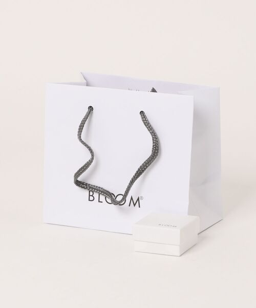 BLOOM（ブルーム）の「K10 イエローゴールド キュービックジルコニア リボン ピアス BLOOM/ブルーム（ピアス（両耳用）・レディース・イエローゴールド・-）」の8枚目の写真