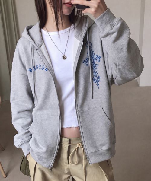 GRAVER（グレーバー）の「[ユニセックス]G SIM フードパーカー_5カラー（パーカー・レディース・グレー/ブラック/ブラック系その他2/ホワイト/イエロー・MEDIUM/LARGE）」の6枚目の写真