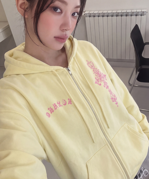 GRAVER（グレーバー）の「[ユニセックス]G SIM フードパーカー_5カラー（パーカー・レディース・グレー/ブラック/ブラック系その他2/ホワイト/イエロー・MEDIUM/LARGE）」の7枚目の写真