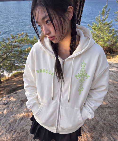 GRAVER（グレーバー）の「[ユニセックス]G SIM フードパーカー_5カラー（パーカー・レディース・グレー/ブラック/ブラック系その他2/ホワイト/イエロー・MEDIUM/LARGE）」の8枚目の写真