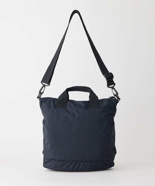 WILD THINGS(ワイルドシングス)の「【WILD THINGS】METROPOLIS HELMET BAG S(ショルダーバッグ・レディース・ブラック/ベージュ・ONE SIZE)」の12枚目の写真