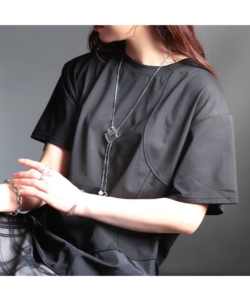 GOLDJAPAN(ゴールドジャパン)の「異素材&アシメ切り替えプルオーバー【大きいサイズ対応】(Tシャツ/カットソー・レディース・ブラック/ホワイト・LL/3L/4L/5L)」の13枚目の写真