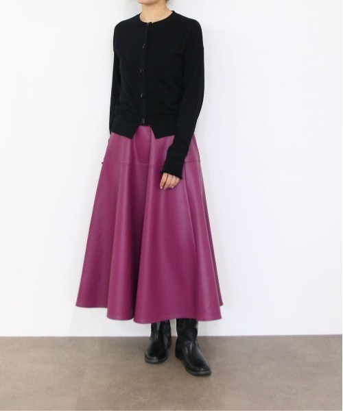 Marilyn Moon(マリリンムーン)の「cotton cashmere bijou cardigan(カーディガン/ボレロ・レディース・アイボリー/ネイビー/レッド/ブラック/パープル・FREE)」の19枚目の写真