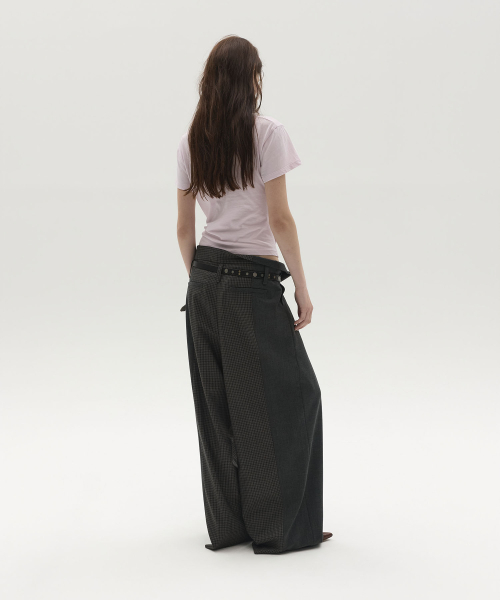 LCDC TM(エルシーディーシーティーエム)の「ダーツディテールグラフィックTシャツ(ラベンダー)(Tシャツ/カットソー・レディース・その他・MEDIUM/SMALL)」の4枚目の写真