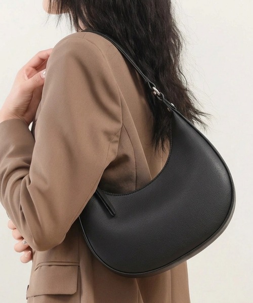 STYLEBLOCK(スタイルブロック)の「ラウンドショルダーバッグ/ペットボトル収納可(ショルダーバッグ・レディース・ダークブラウン/ブラック・FREE)」の1枚目の写真