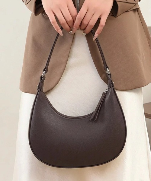 STYLEBLOCK(スタイルブロック)の「ラウンドショルダーバッグ/ペットボトル収納可(ショルダーバッグ・レディース・ダークブラウン/ブラック・FREE)」の8枚目の写真