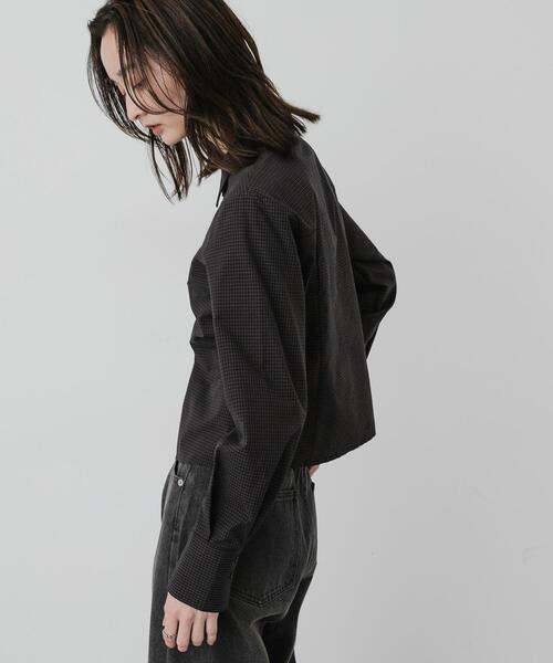 SENSE OF PLACE by URBAN RESEARCH(センスオブプレイスバイアーバンリサーチ)の「コンパクトギャザーシャツ(シャツ/ブラウス・レディース・ブルー系その他/ブラウン系その他/オフホワイト・ONE)」の10枚目の写真