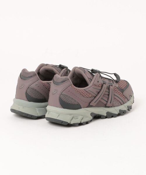 SALON adam et rope'(サロン アダム エ ロペ)の「【asics(アシックス)】GEL-SONOMA TR62(スニーカー・レディース・ブラウン系その他3・23.5cm/22.5cm/24.5cm/25.0cm)」の2枚目の写真