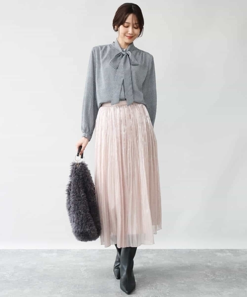 MK MICHEL KLEIN（エムケーミッシェルクラン）の「[洗える]ボウタイ付き千鳥柄ブラウス（シャツ/ブラウス・レディース・ブラック系/ベージュ系・38）」の4枚目の写真