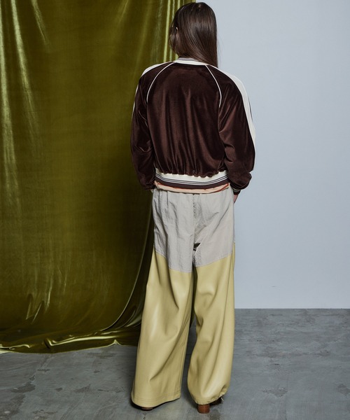 MAISON SPECIAL(メゾンスペシャル)の「【26WINTER PRE-ORDER】Velour Jersey/ベロアジャージ(ジャージ・レディース・ホワイト/ブラウン/グリーン・FREE)」の13枚目の写真