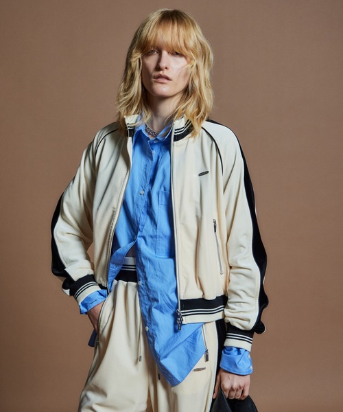 MAISON SPECIAL(メゾンスペシャル)の「【26WINTER PRE-ORDER】Velour Jersey/ベロアジャージ(ジャージ・レディース・ホワイト/ブラウン/グリーン・FREE)」の17枚目の写真