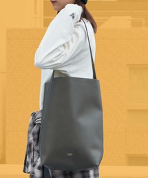 sita parantica（シータパランティカ）の「sita parantica/シータ パランティカ BUCKET-Minimal spec.Leather ワンハンドル バケットバック レディース メンズ 2026年 秋 秋服 冬 冬服（ハンドバッグ）」